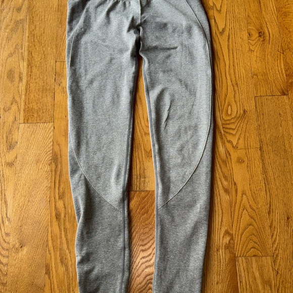 Gymshark Gray and Teal Leggings - Picture 6 of 7